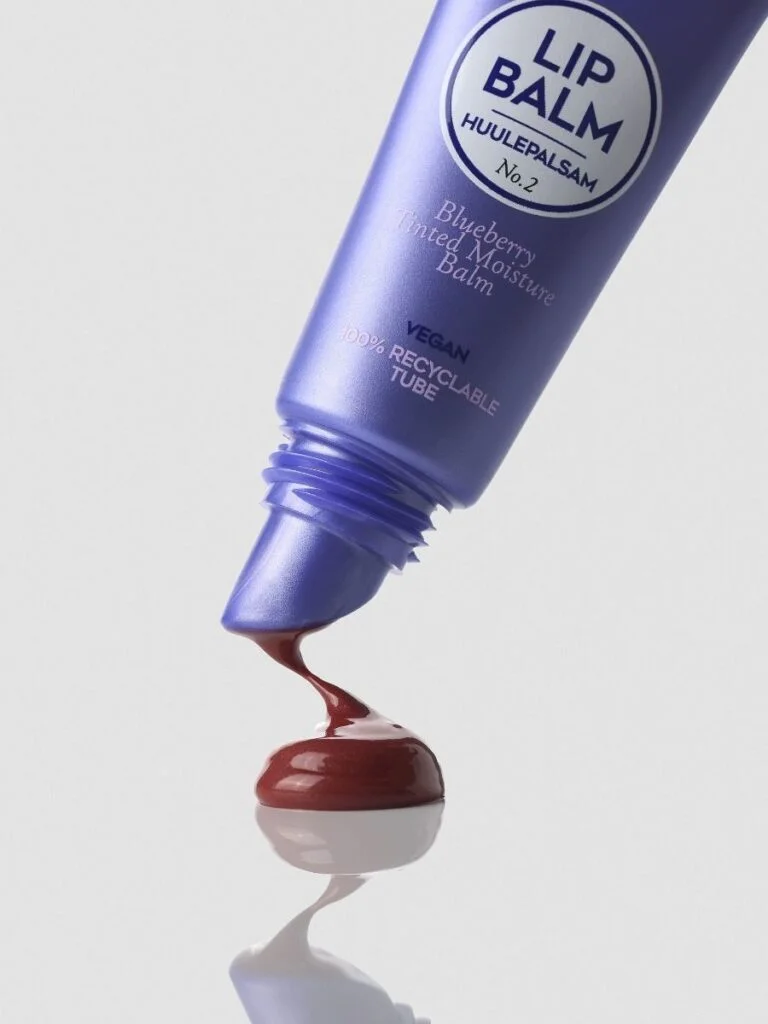 MAGRADA Tooniv huulepalsam mustikaga, 10 ml - Image 6