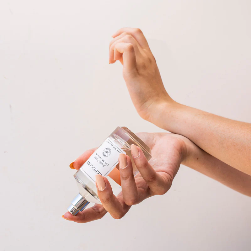 BERDOUES Freesia, jasmiini ja puuvilla akordiga värske tualettvesi, 100ml - Image 3