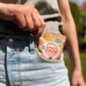 JOM TASKUPAKK mahedad kummikommid Juicy Peach, 25g - Image 3