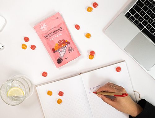 FOOD2SMILE Fruit-tastic suhkruvabad puuviljakommid apelsini- ja kirsimaitsega, 85g - Image 2