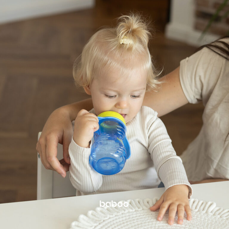 BABOO Lekkekindel silikoonist joogitilaga tass Blue, 260 ml - Image 3